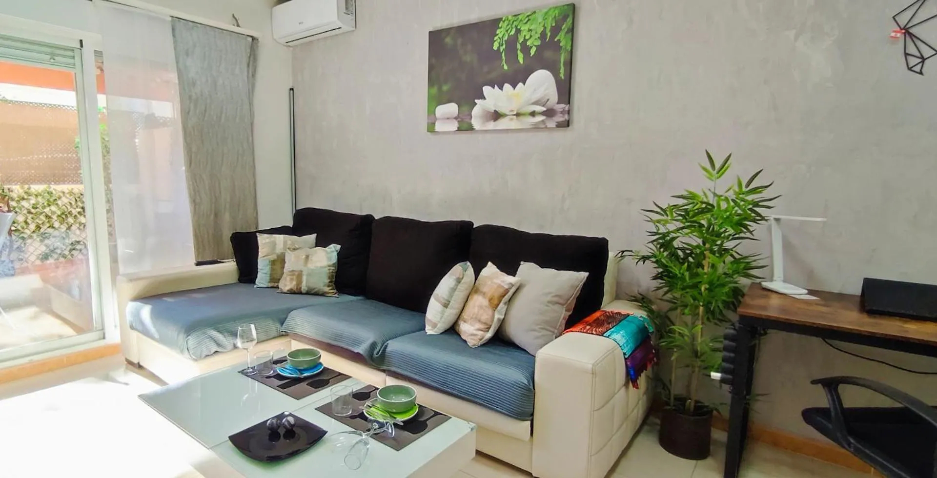 Daire Apartamento Las 3P Piscina, Paz Y Patio Privado Fuengirola İspanya